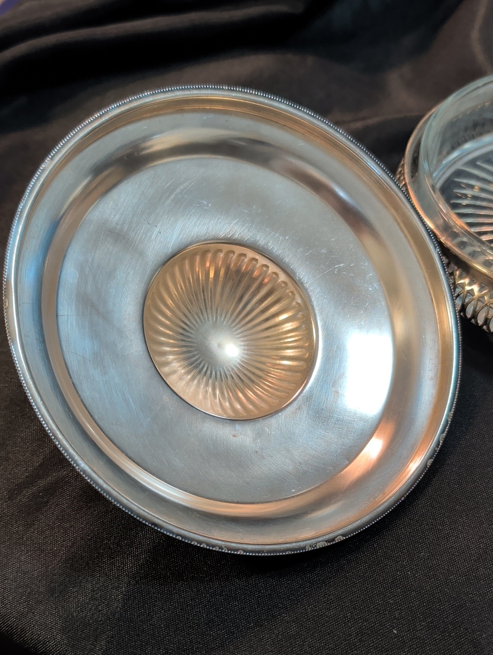 Vintage 1940's Crescent Silver Plated Relish Bowl With Glass Insert - Picture 8 of 12
